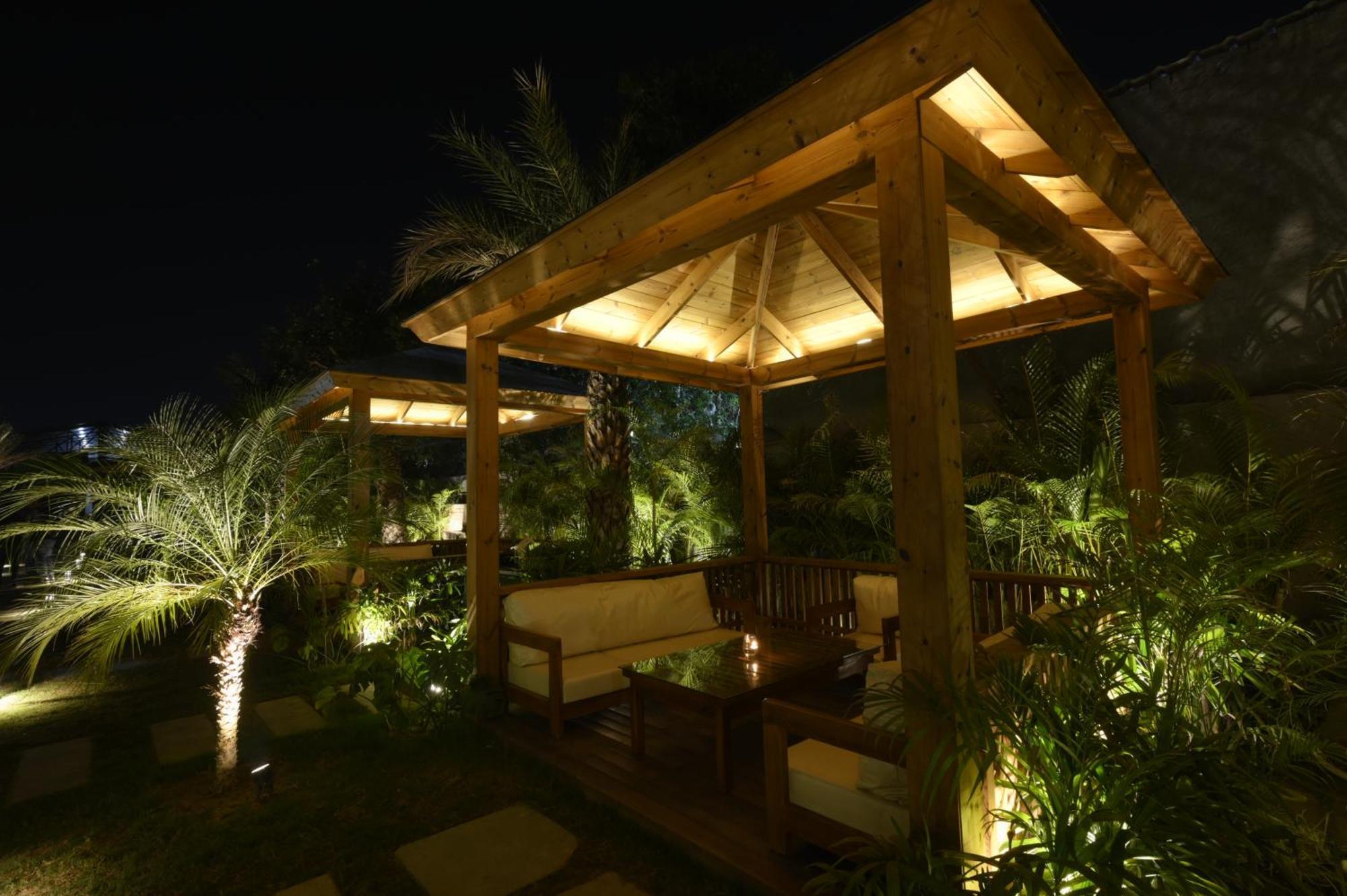 Vintclub Resort Lucknow Eksteriør bilde