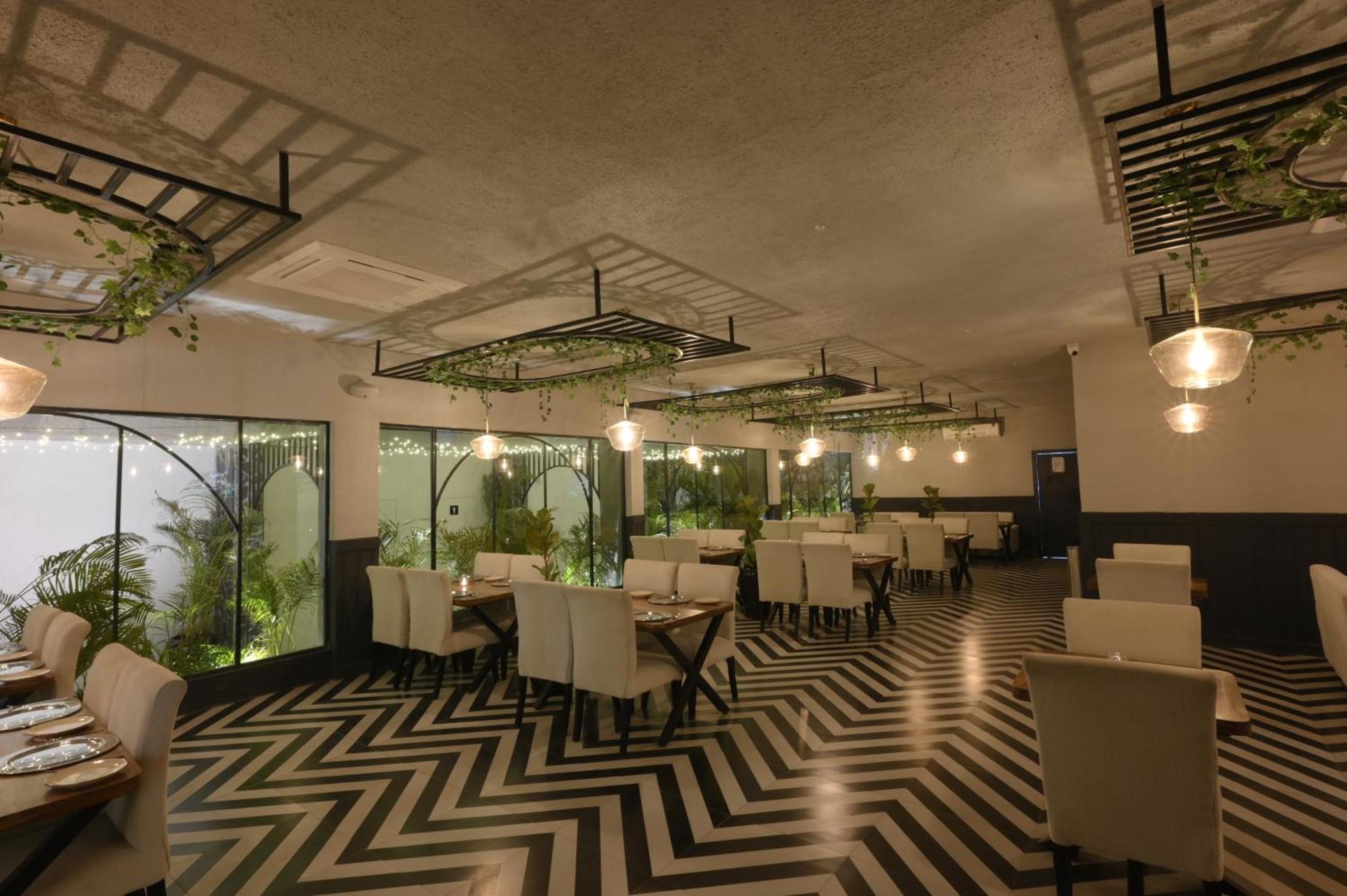 Vintclub Resort Lucknow Eksteriør bilde
