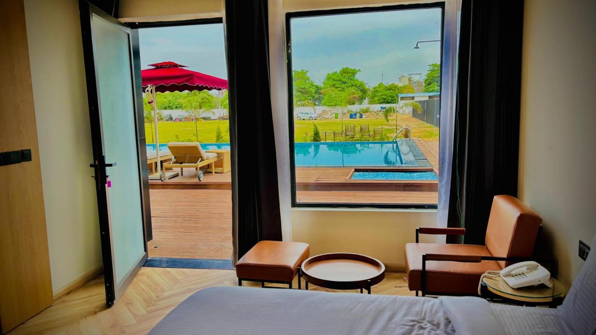 Vintclub Resort Lucknow Eksteriør bilde