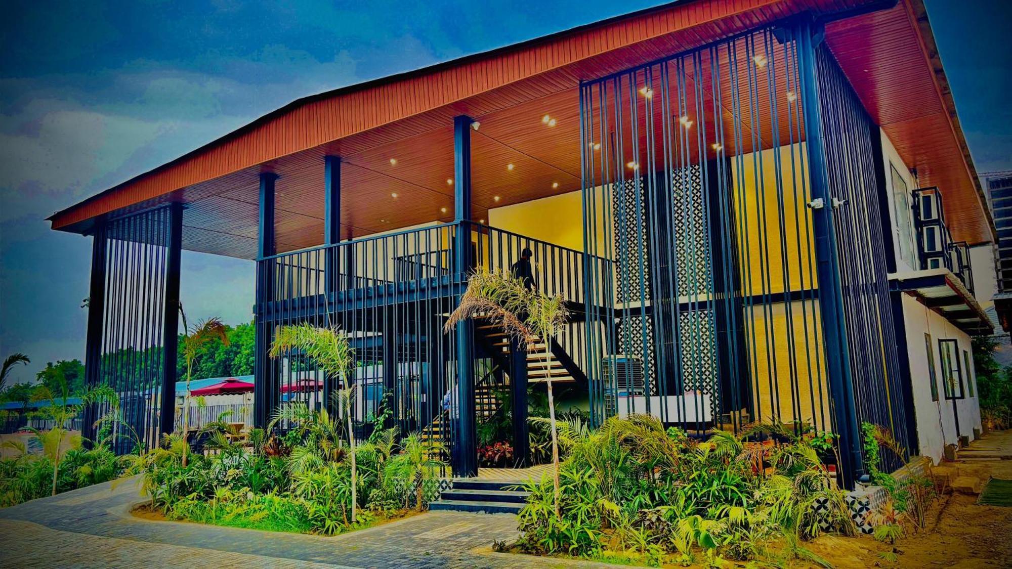 Vintclub Resort Lucknow Eksteriør bilde