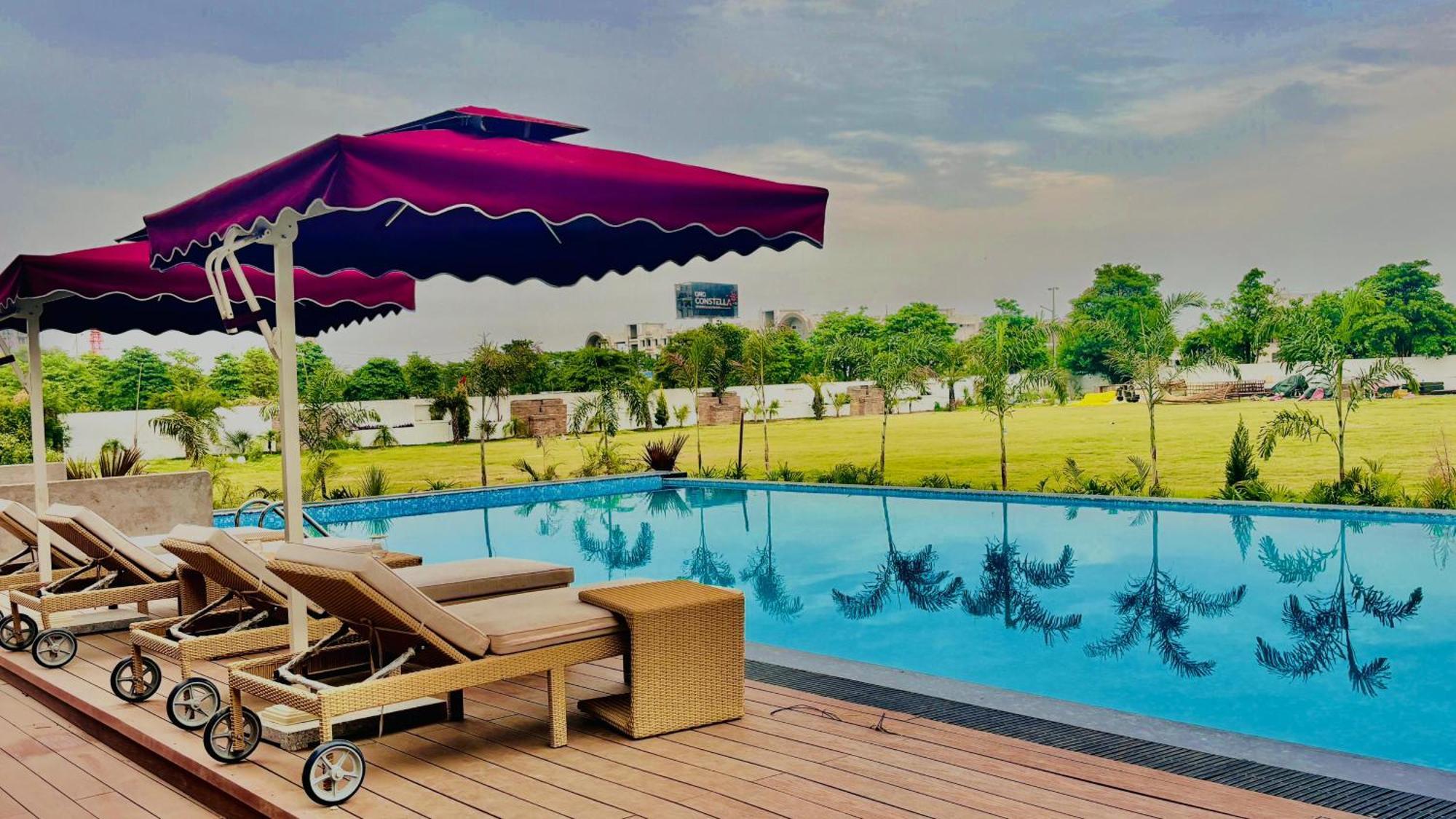 Vintclub Resort Lucknow Eksteriør bilde