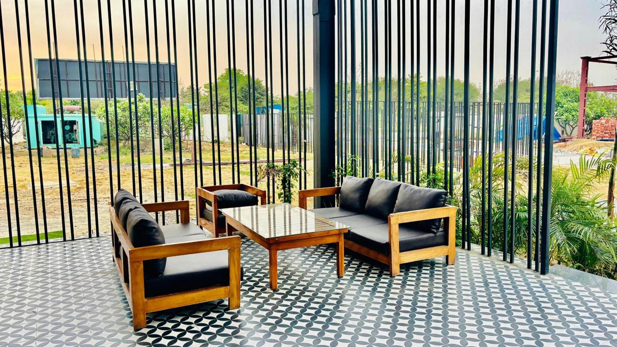 Vintclub Resort Lucknow Eksteriør bilde